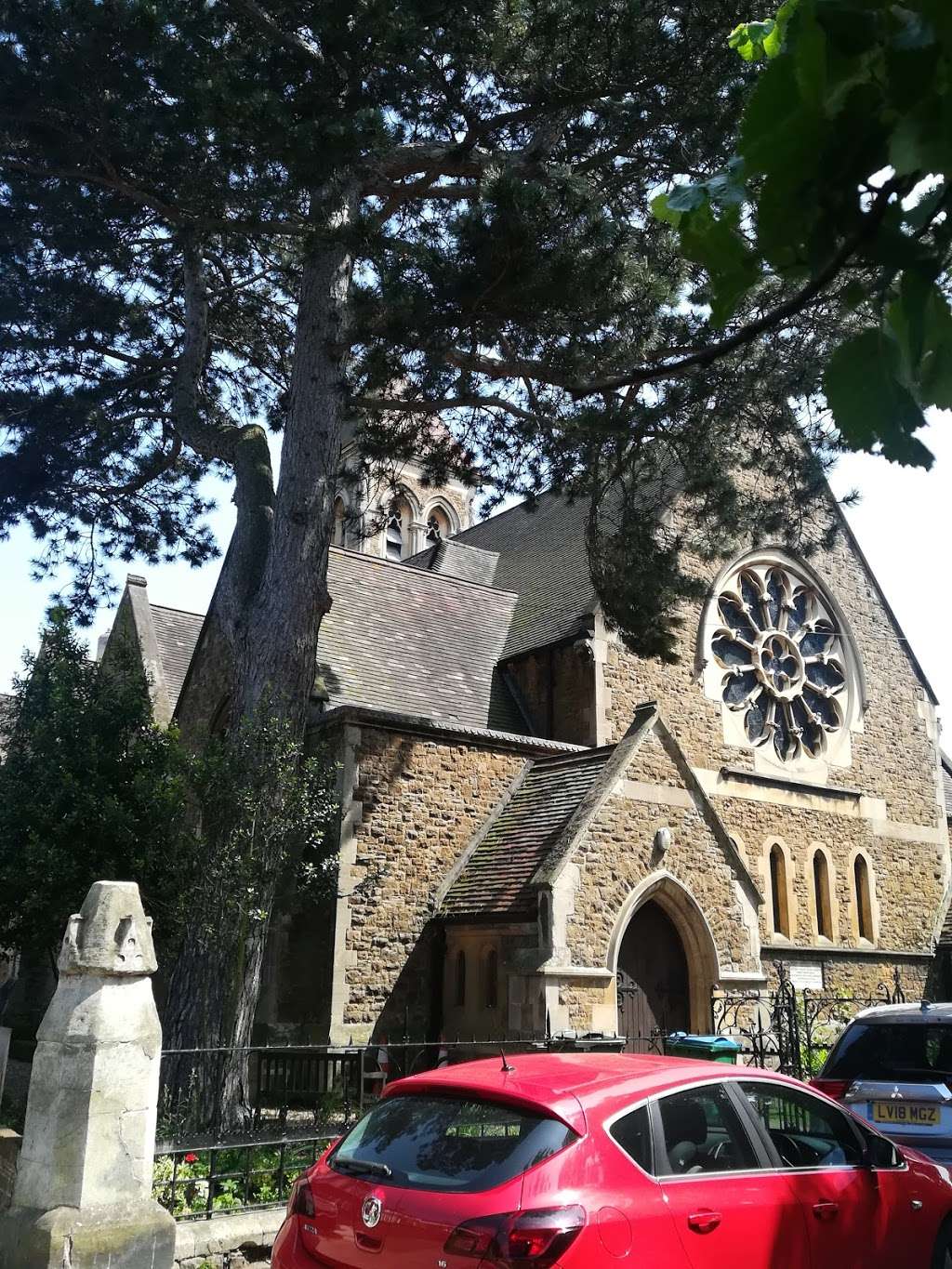 Christ Church | Christchurch Rd, London SW14 7AW, UK | Phone: 020 8876 5914