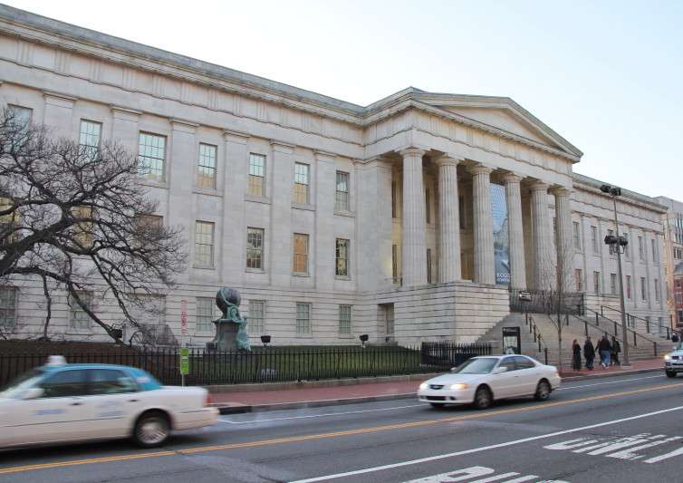 Smithsonian American Art Museum | F St NW &, 8th St NW, Washington, DC 20004, USA | Phone: (202) 633-1000