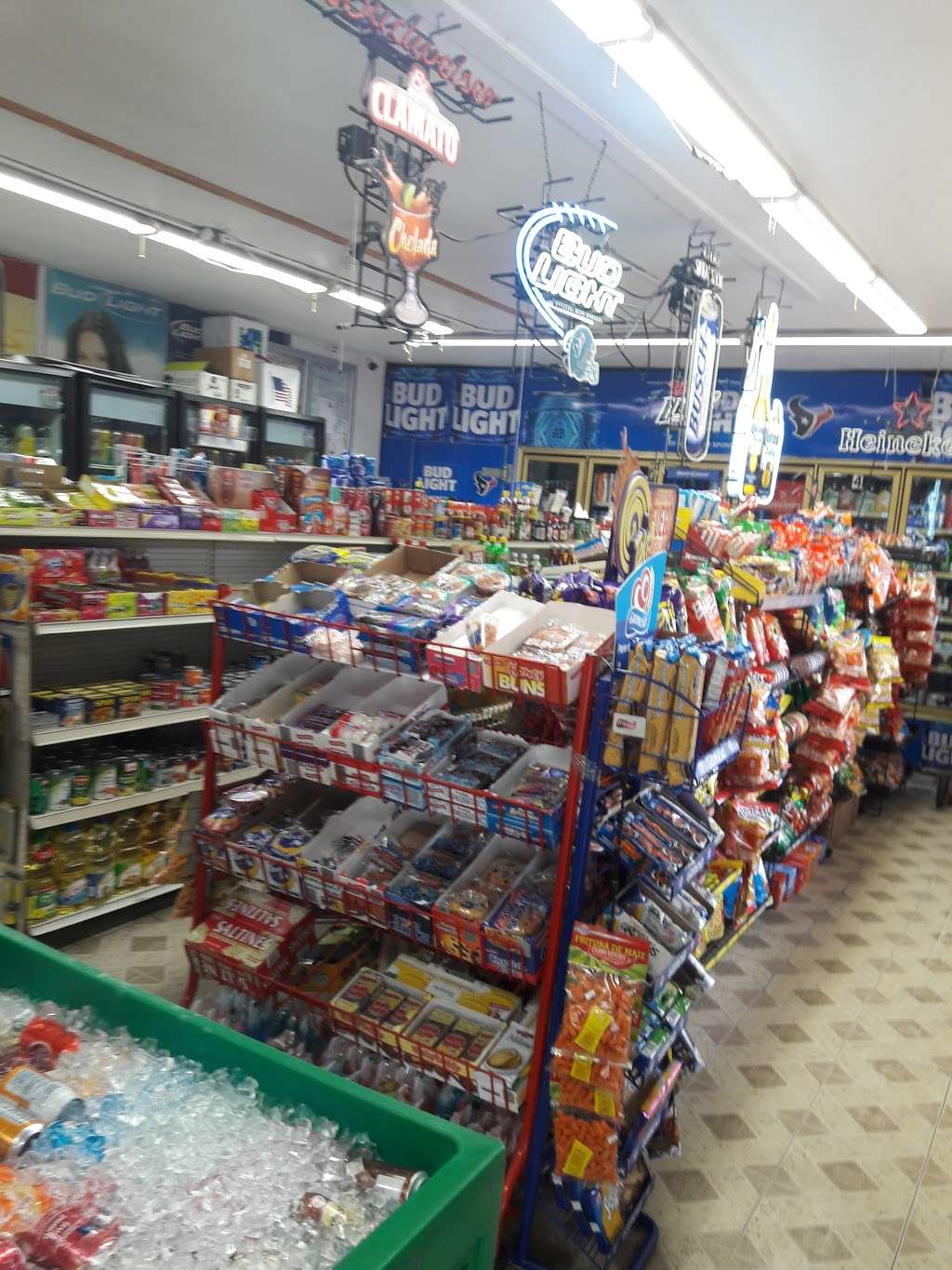 Friendly Corner Store | 4101 Parker Rd, Houston, TX 77093, USA | Phone: (713) 697-7333