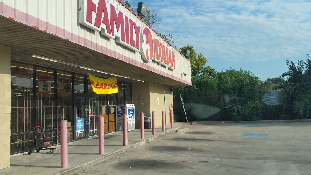 Family Dollar | 13222 Cullen Blvd, Houston, TX 77047, USA | Phone: (713) 731-4500