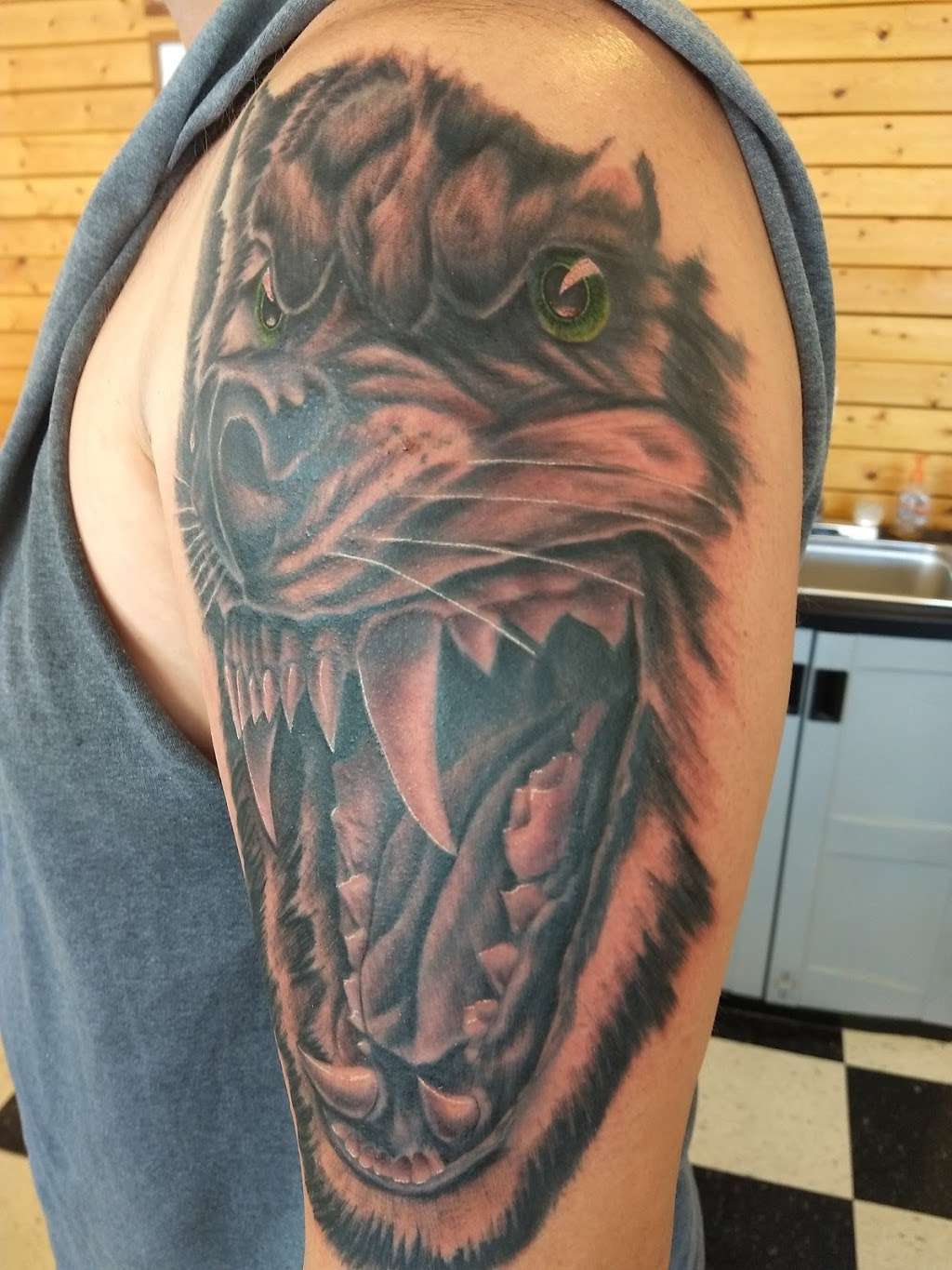 Redwoods Wild Side Tattoo | 9799, 9307 US-12, Richmond, IL 60071 | Phone: (815) 678-4600