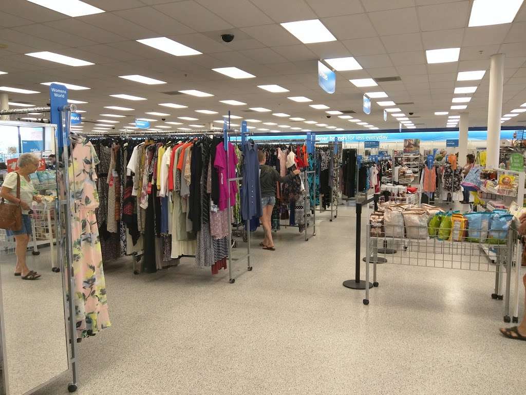 Ross Dress for Less | 3016 E Franklin Blvd, Gastonia, NC 28056, USA | Phone: (704) 864-3109