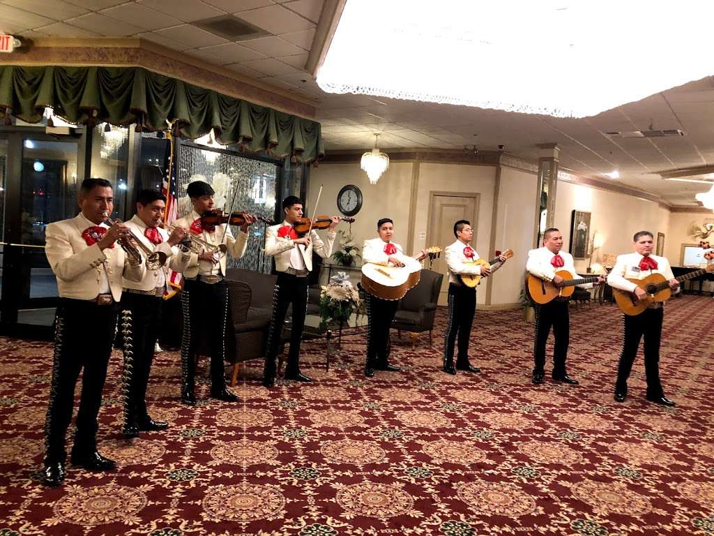 Mariachi Guerreros De Mexico | 3340 W Pershing Rd, Chicago, IL 60632, USA | Phone: (312) 522-1326