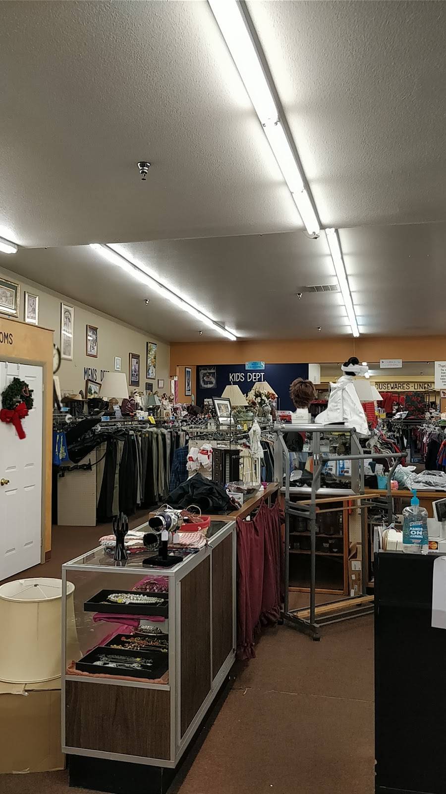 St. Vincent de Paul Thrift Store - State Street | 6464 W State St, Boise, ID 83714, USA | Phone: (208) 853-4921