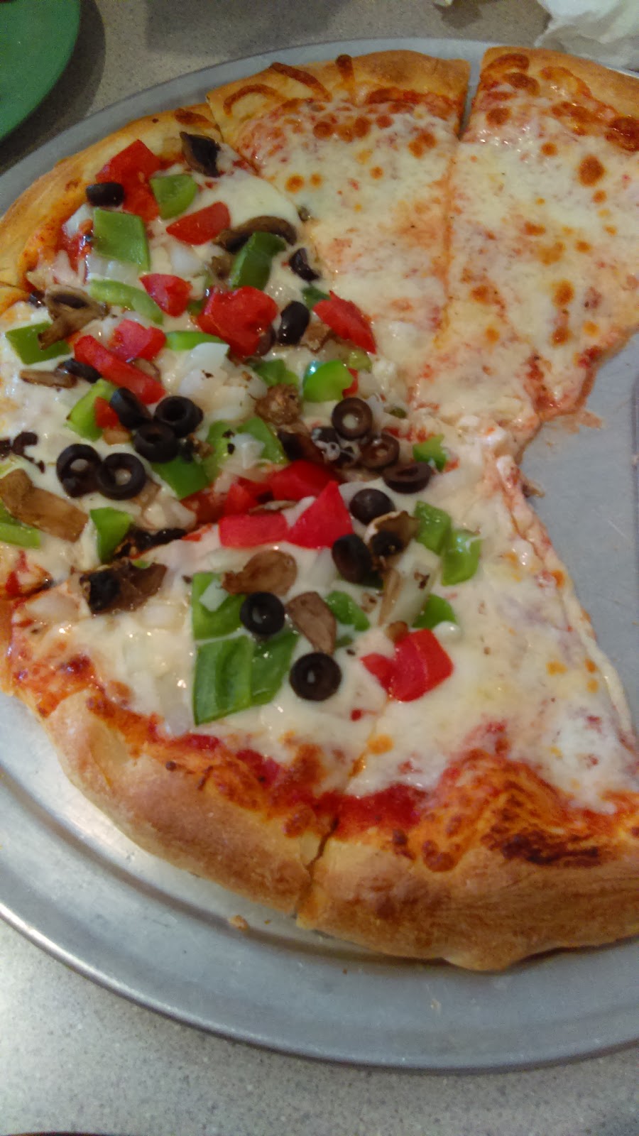 Stavros Pizza and Grill | 2401 E Graves Ave, Orange City, FL 32763, USA | Phone: (386) 218-0955