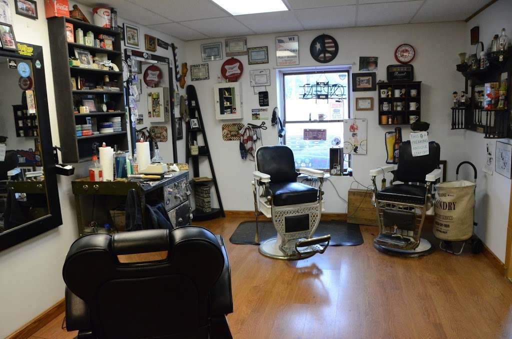 Traditional Barber Shop | 25352 W Eames St, Channahon, IL 60410, USA | Phone: (815) 953-0773