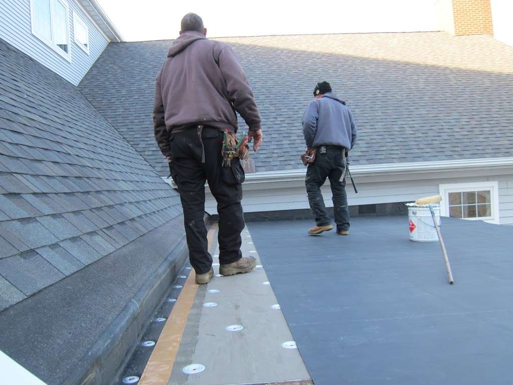 OKeefe Roofing | 21 Francis St, North Reading, MA 01864, USA | Phone: (978) 276-3043