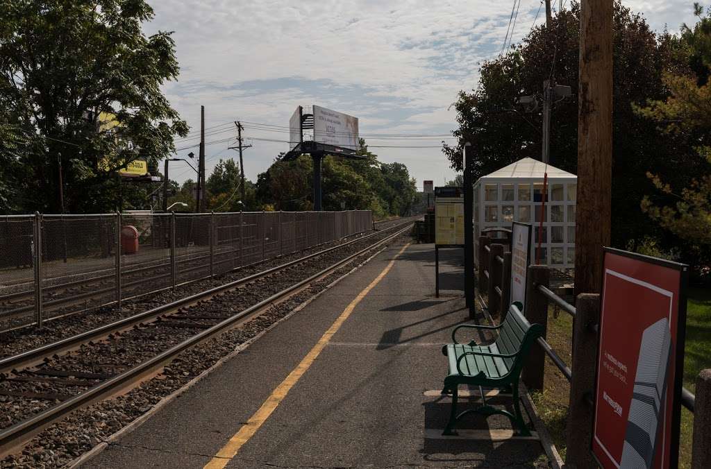 Broadway Fair Lawn Station | Fair Lawn, NJ 07410, USA