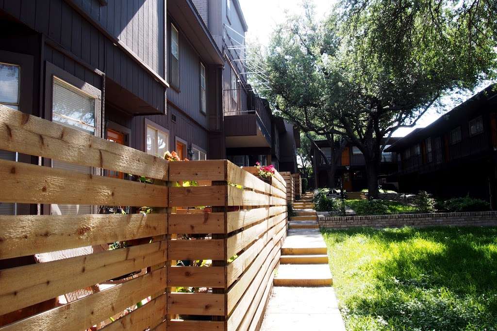 Verano At The Heights | 3031 Eisenhauer Rd, San Antonio, TX 78209, USA | Phone: (210) 320-6010