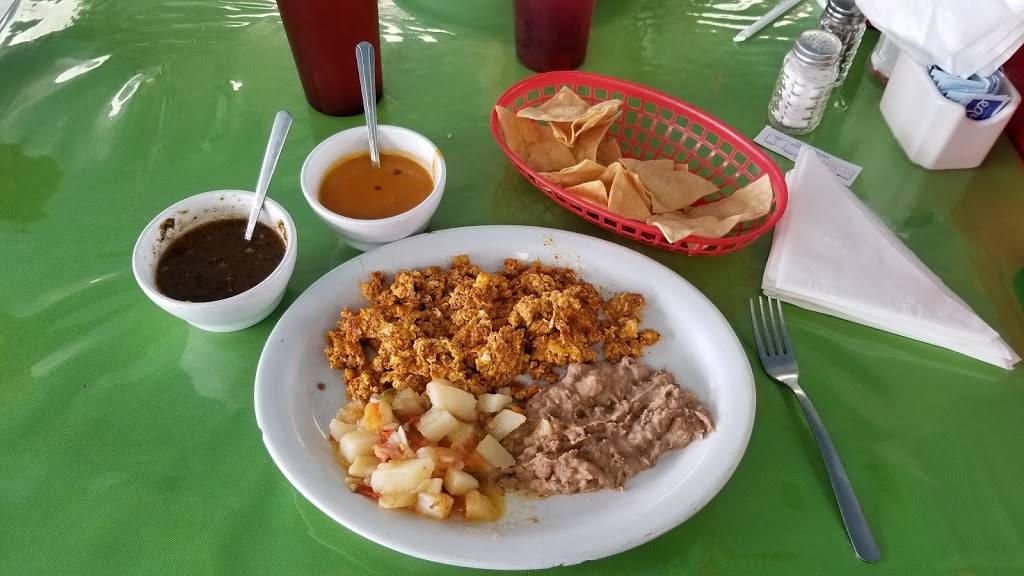 Obregons Mexican Restaurant #1 | 220 W Saunders St, Laredo, TX 78041 | Phone: (956) 723-6680