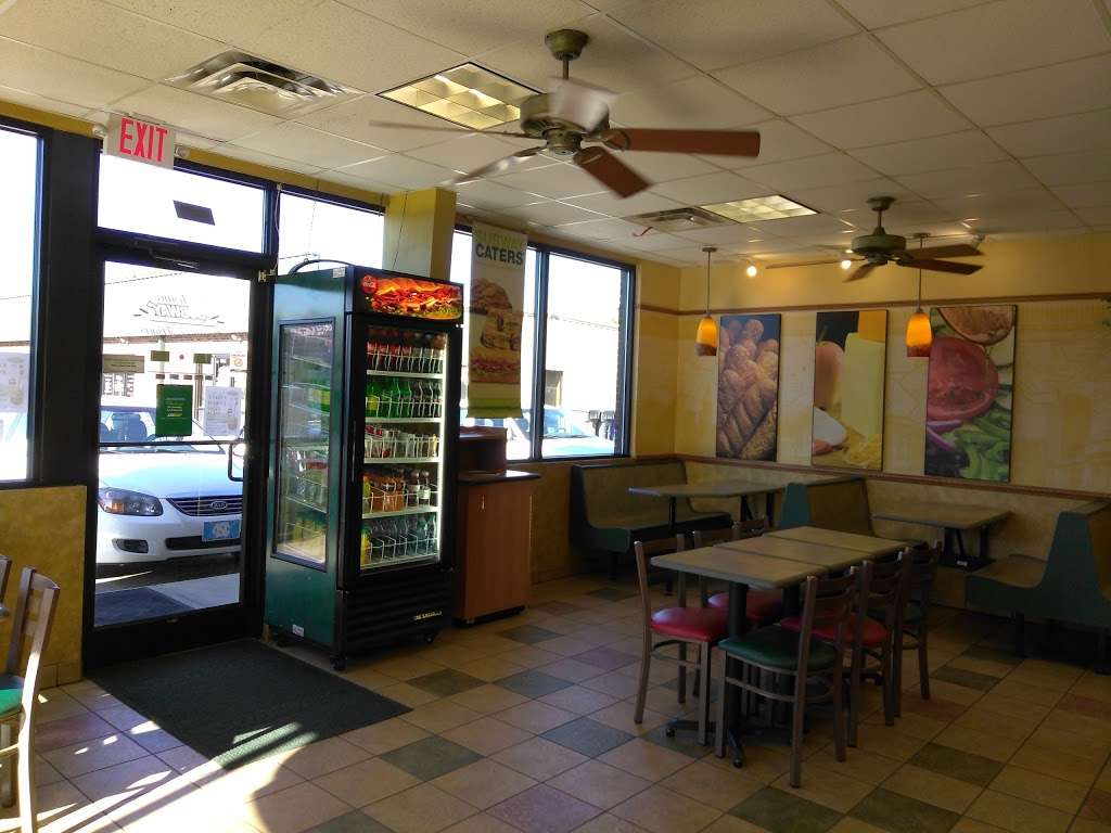 Subway | 150 S Main St, Troutman, NC 28166, USA | Phone: (704) 528-8250