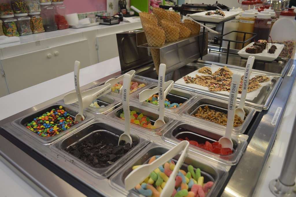 Sweet Frog | 22855 Brambleton Plaza #106, Brambleton, VA 20148, USA | Phone: (703) 327-3111