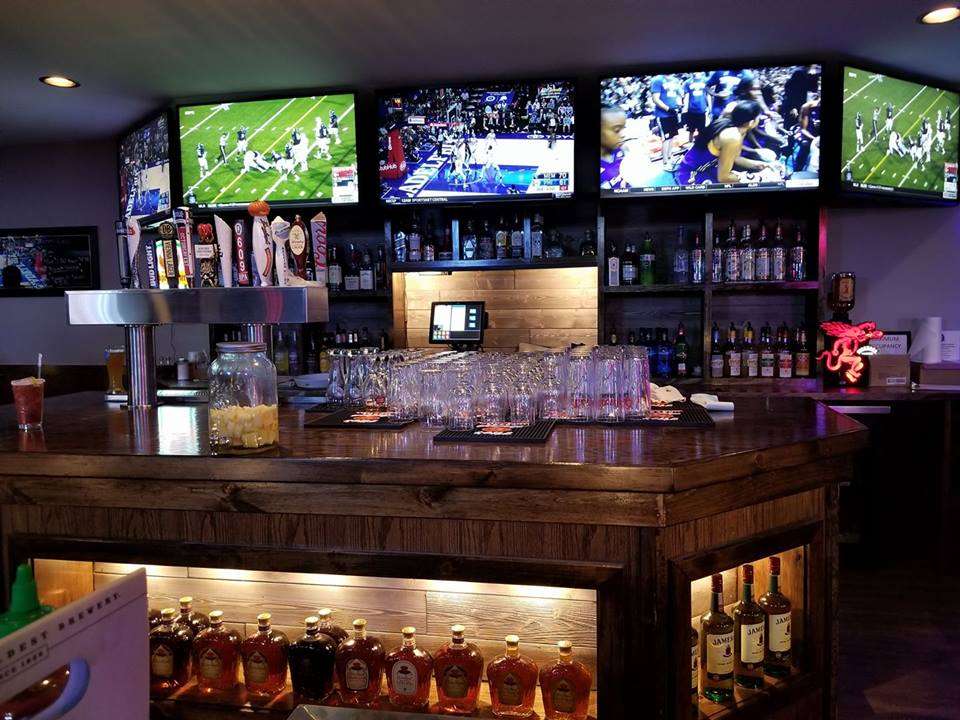 Sidelines East Sports Bar & Grill | 1202 Tuckahoe Rd, Milmay, NJ 08340, USA | Phone: (609) 616-5366