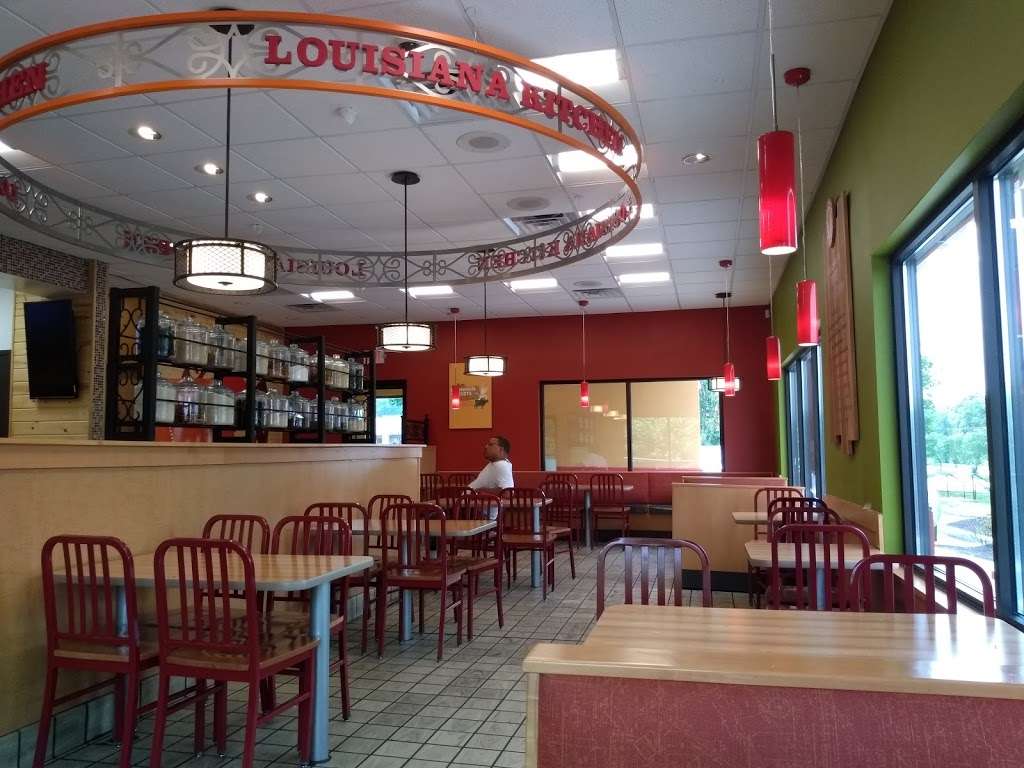 Popeyes Louisiana Kitchen | 7101 Martin Luther King Jr Hwy, Landover, MD 20785, USA | Phone: (301) 773-7354