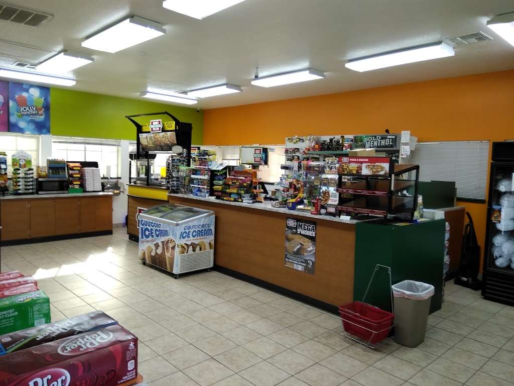 Green Caye Convenience Store | 2401 Owens Dr, Dickinson, TX 77539, USA | Phone: (832) 340-7936