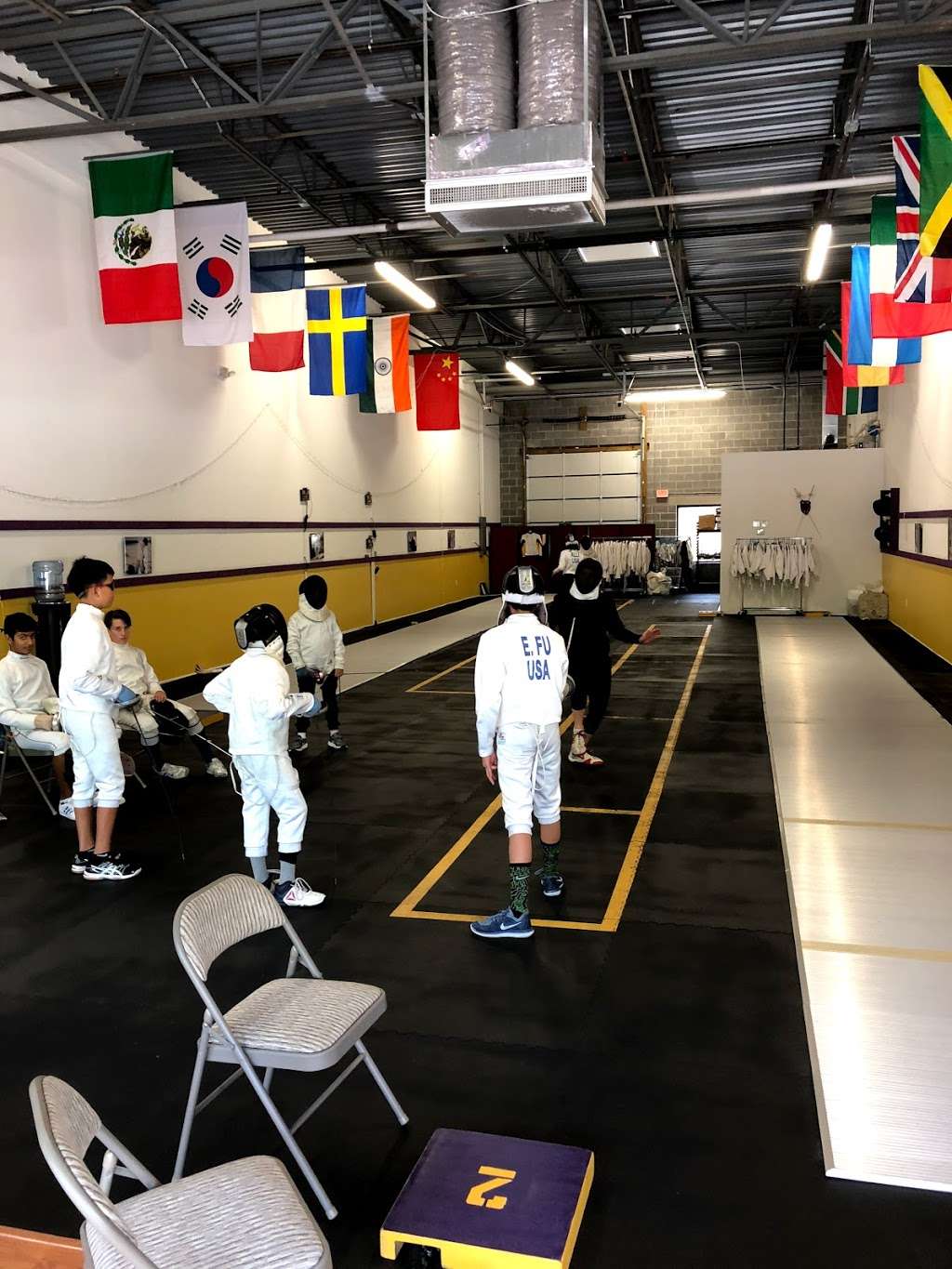 Loudoun International Fencing Club | 21670 Red Rum Dr #159, Ashburn, VA 20147 | Phone: (571) 232-1223