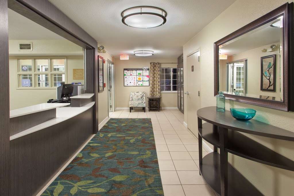 Candlewood Suites Dallas-Las Colinas | 5300 Green Park Dr, Irving, TX 75038, USA | Phone: (972) 714-9990