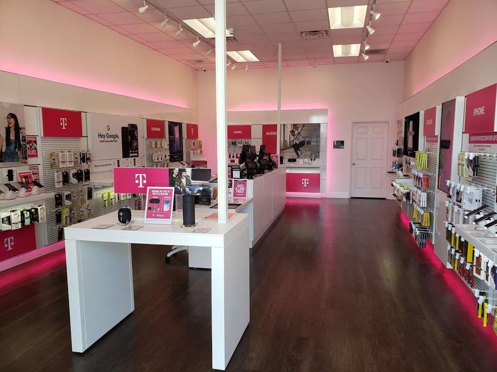T-Mobile | 2495 Lincoln Hwy, Lancaster, PA 17602, USA | Phone: (717) 869-5820
