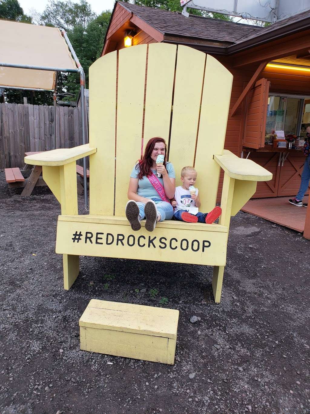 Red Rock Scoop | 127 PA-118, Benton, PA 17814, USA | Phone: (570) 925-0129