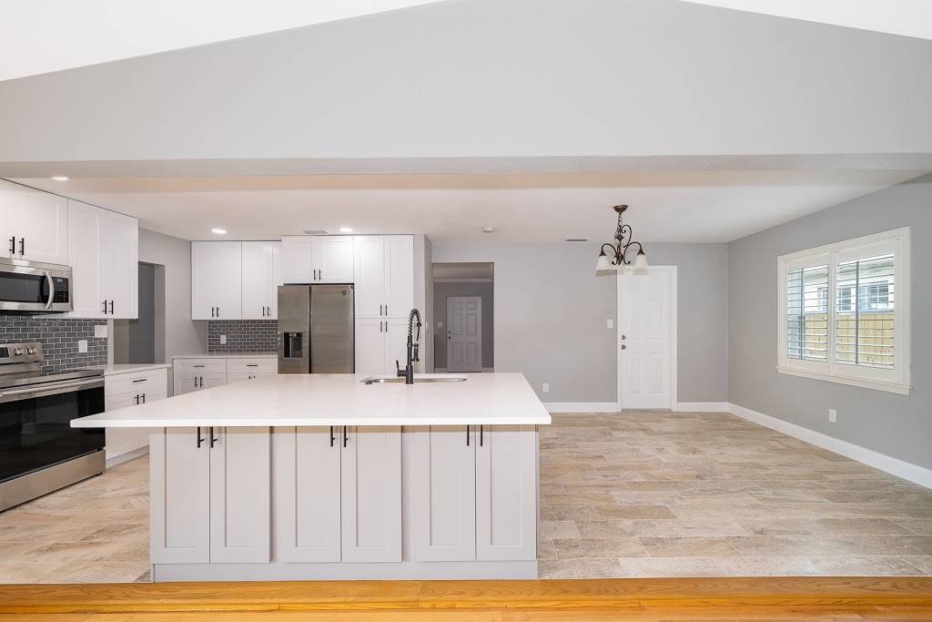 Timeless Kitchen Outlet-Orlando | 2591 N Forsyth Rd suite B, Orlando, FL 32807, USA | Phone: (321) 284-2580