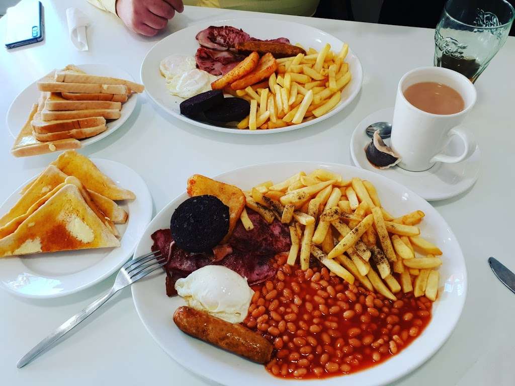 Chriss Cafe Carshalton | 312 Carshalton Rd, Carshalton SM5 3QB, UK | Phone: 07418 029955