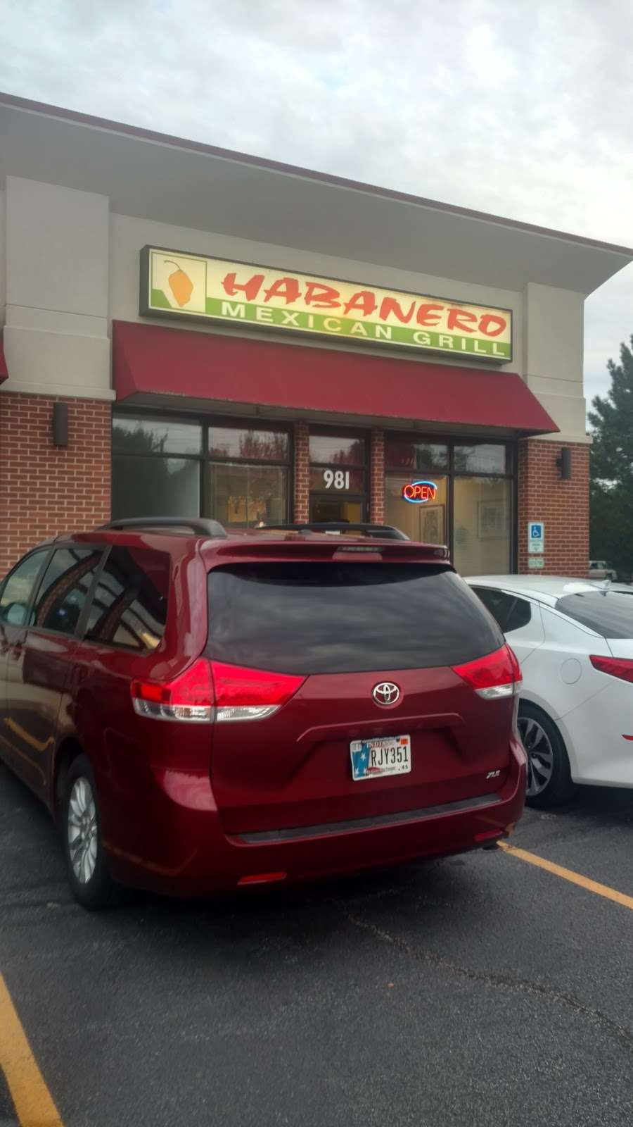Habanero Mexican Grill | 981 Dixie Hwy, Beecher, IL 60401 | Phone: (708) 946-6660