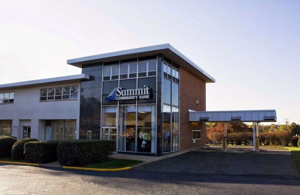 Summit Community Bank | 251 Lee Hwy, Warrenton, VA 20186 | Phone: (540) 347-7779