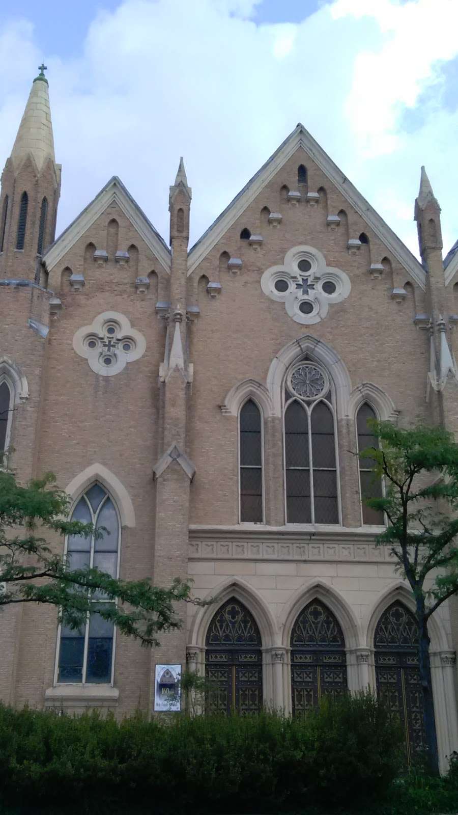 Holy Family Catholic Church | 1080 West Roosevelt Road, Chicago, IL 60608, USA | Phone: (312) 492-8442