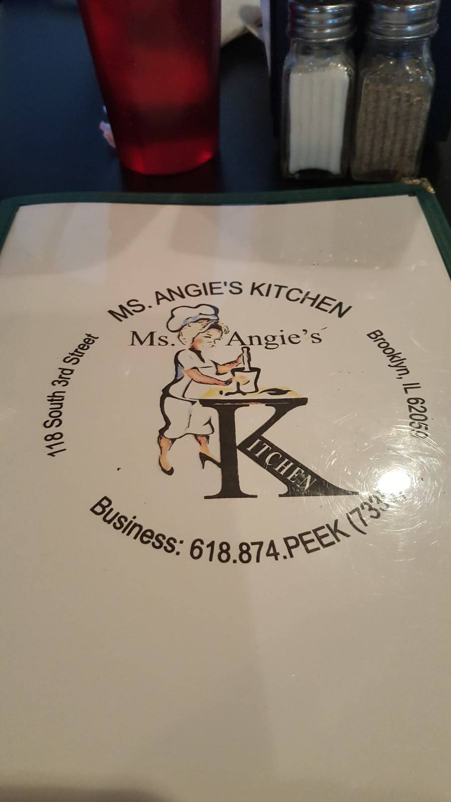 Ms. Angies Kitchen | 118 S 3rd St, Brooklyn, IL 62059, USA | Phone: (618) 874-7335