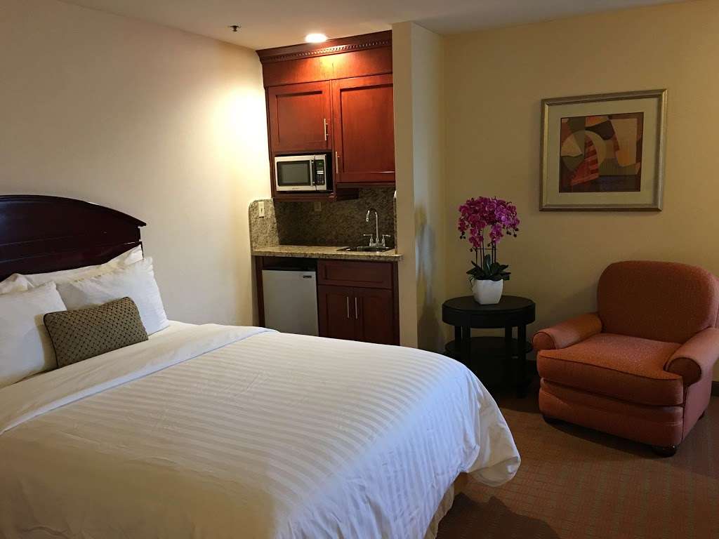 Best Western Plus West Covina Inn | 3275 E Garvey Ave N, West Covina, CA 91791, USA | Phone: (626) 915-1611