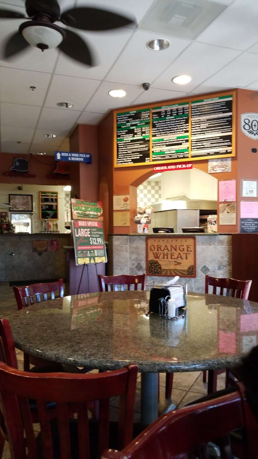 First Class Pizza And Pub | 4290 Riverwalk Pkwy, Riverside, CA 92505, USA | Phone: (951) 354-7900