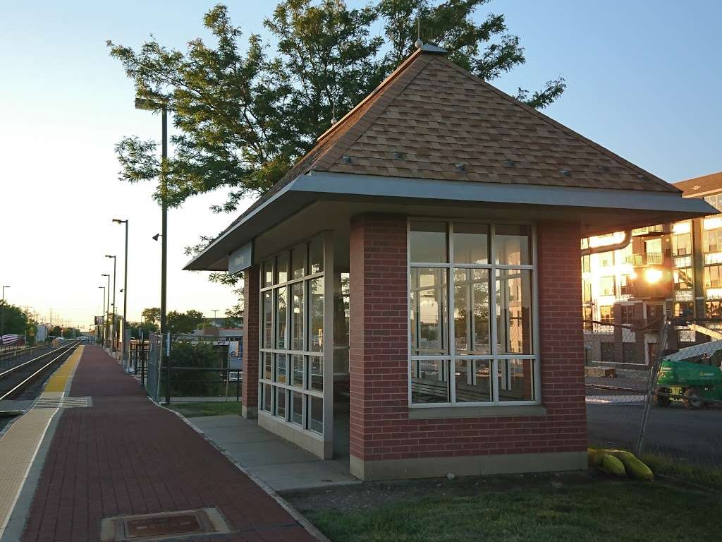 Wheeling Metra Station | Wheeling, IL 60090