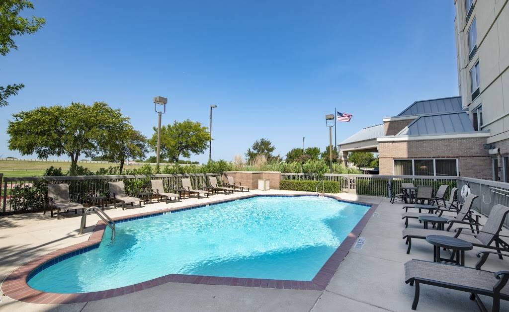 Hampton Inn & Suites N. Ft. Worth-Alliance Airport | 13600 N Fwy, Fort Worth, TX 76177, USA | Phone: (817) 439-0400