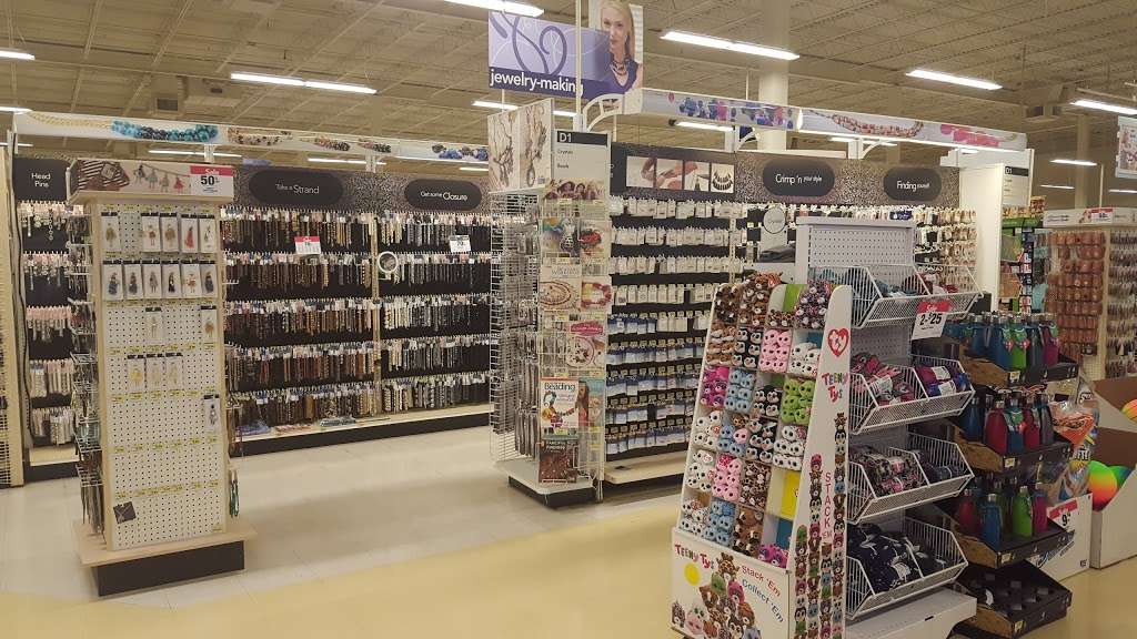 JOANN Fabrics and Crafts | 3810 E Crackerneck Rd, Independence, MO 64055, USA | Phone: (816) 350-8108