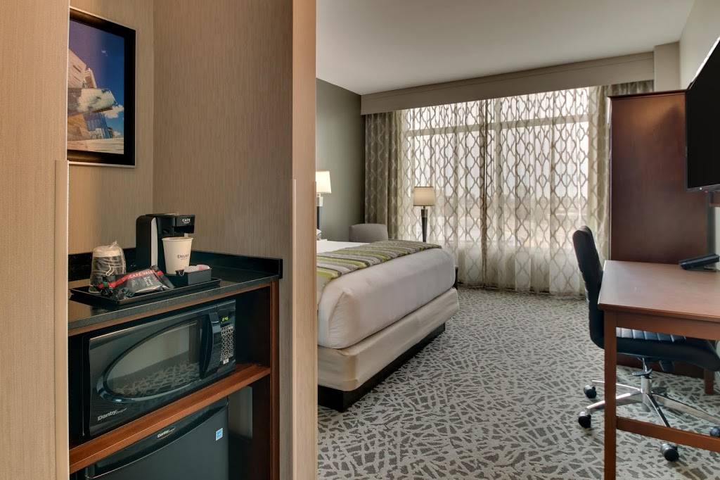 Drury Plaza Hotel Dallas Richardson | 165 W CityLine Dr, Richardson, TX 75082, USA | Phone: (972) 231-8888