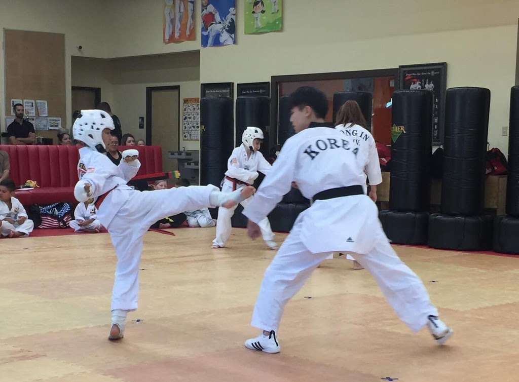 Youngs White Tiger Martial Arts - Rowlett | 8701 Liberty Grove Rd #400, Rowlett, TX 75089, USA | Phone: (469) 562-4260