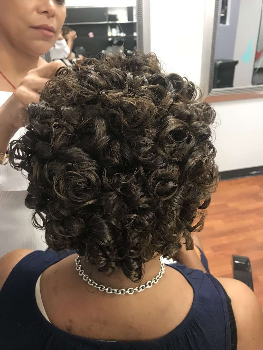 Union Dominican Salon | 986 Swan Creek Rd E, Fort Washington, MD 20744 | Phone: (301) 292-5500