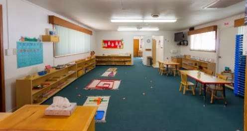 Sierra Montessori Preschool | 18047 Sierra Hwy, Canyon Country, CA 91351, USA | Phone: (661) 252-6422