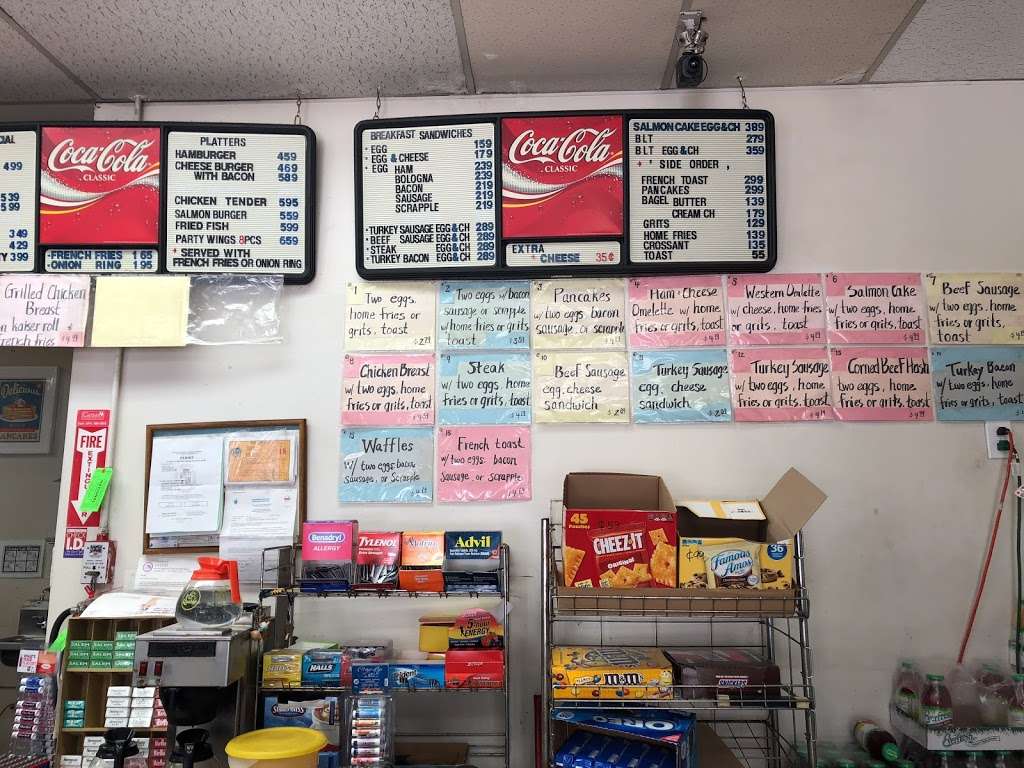 Ritchie Highway Deli | 8501 Edgeworth Dr, Capitol Heights, MD 20743, USA | Phone: (301) 350-7677