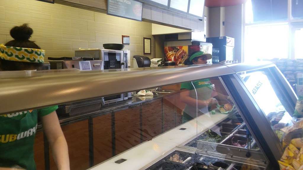 Subway | 110 Waterfront St, Oxon Hill, MD 20745, USA | Phone: (301) 839-1630