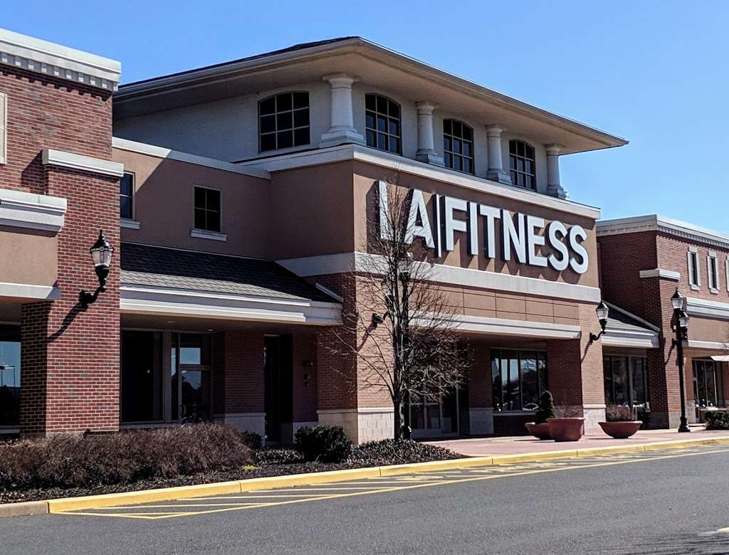 LA Fitness | 711 Evesham Ave E Ste 1A, Somerdale, NJ 08083, USA | Phone: (856) 282-0380