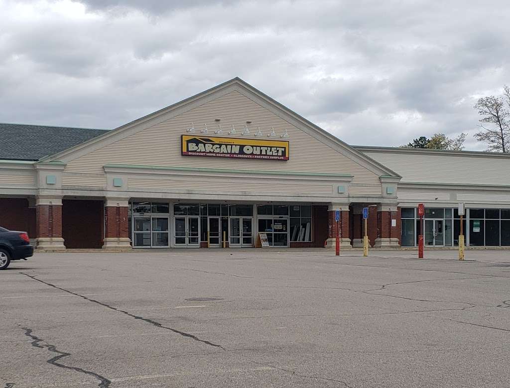 Bargain Outlet Plymouth | 10 Pilgrim Hill Road, Pilgrim Hill Plaza, Plymouth, MA 02360, USA | Phone: (508) 747-8984