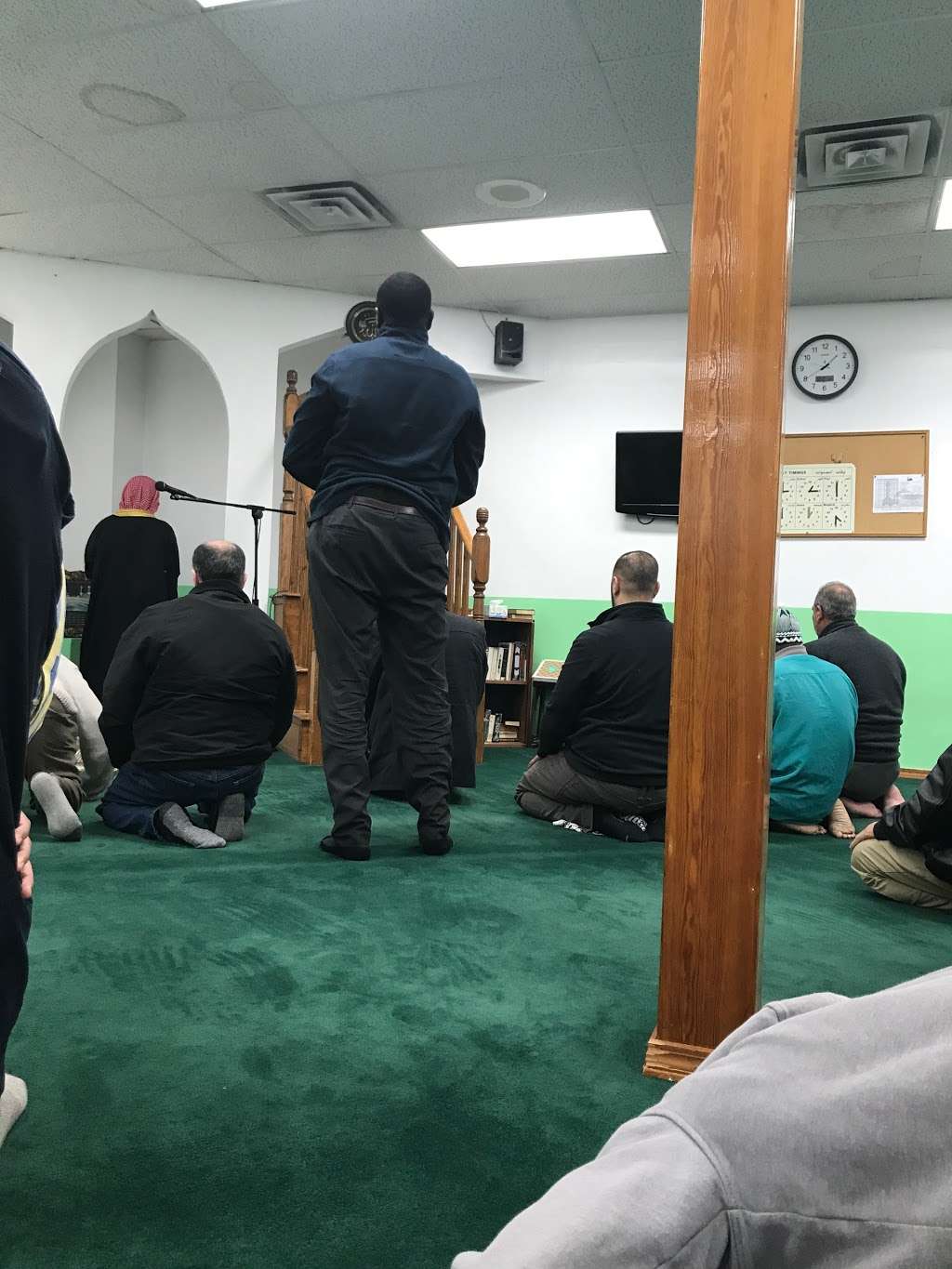 Islamic Center of Chicago | 3357 W 63rd St, Chicago, IL 60629, USA | Phone: (773) 436-8083