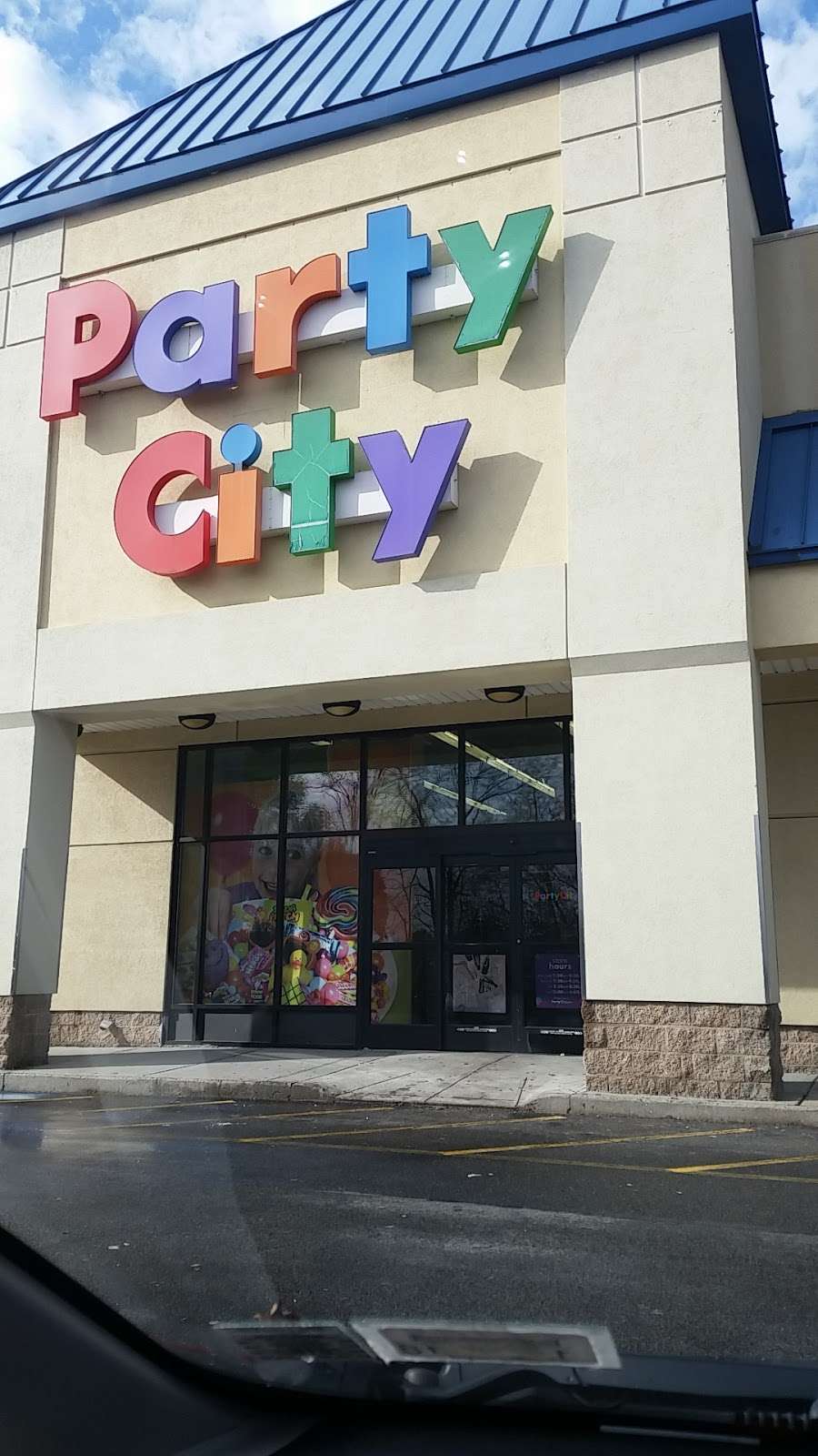 Party City | 80 Nardozzi Pl, New Rochelle, NY 10805 | Phone: (914) 654-4935