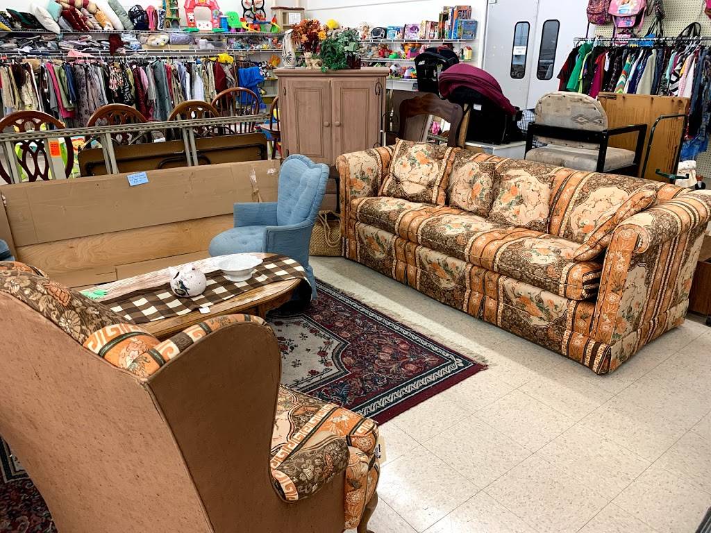 Good Value Thrift Store | 1100 North, George Washington Hwy N, Chesapeake, VA 23323, USA | Phone: (757) 961-5221