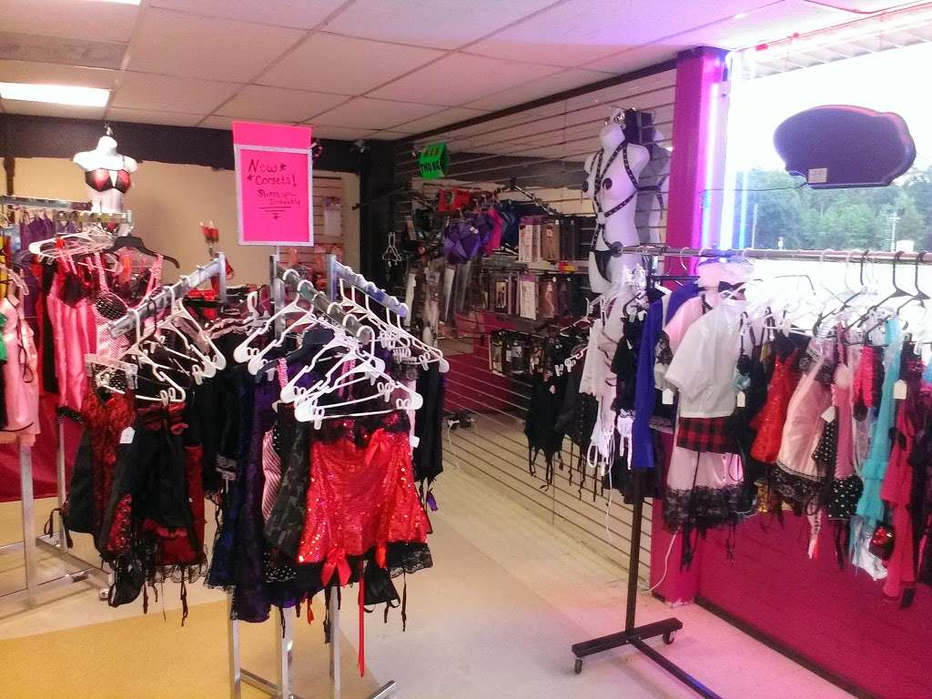 Special Times Lingerie | 12600 US-59, Shepherd, TX 77371, USA | Phone: (281) 622-7222