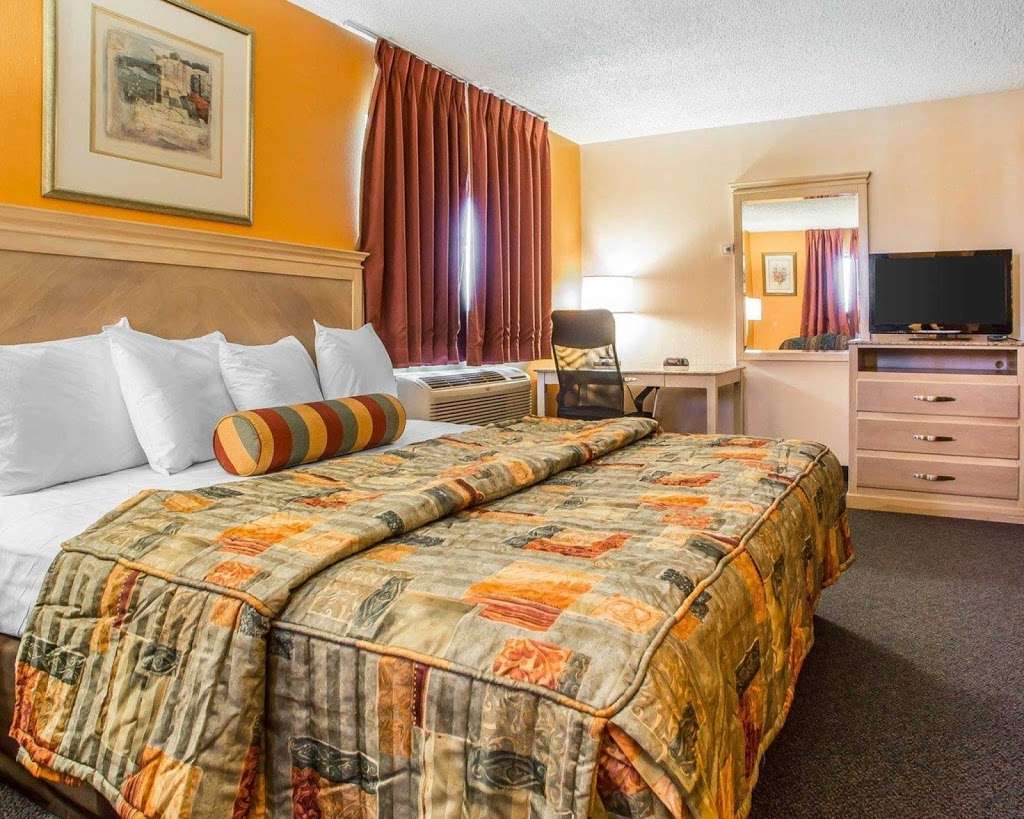 Rodeway Inn & Suites | 102 Tuckahoe Rd US 40 &, NJ-54, Buena, NJ 08310 | Phone: (856) 697-9000