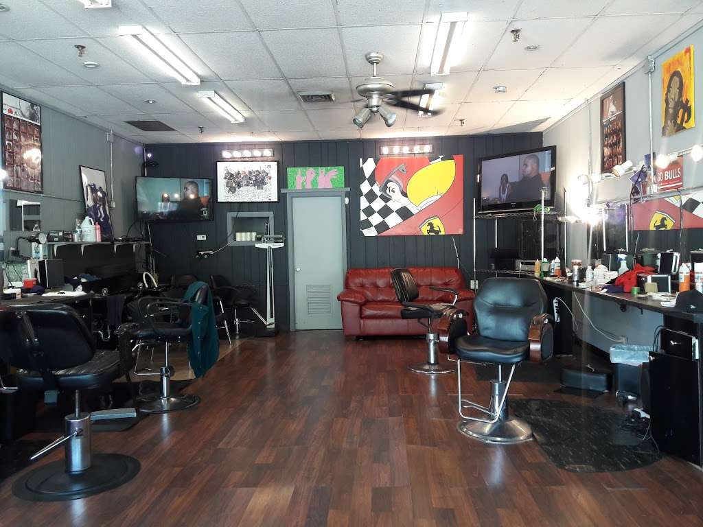 New Cuts Barbershop | 529 University Pkwy, University Park, IL 60484, USA | Phone: (708) 567-3563