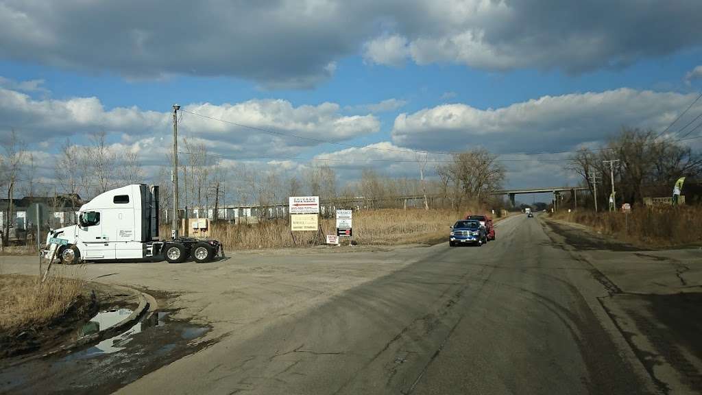 ChicagoTruckParking.com | Cico Rd, Lockport, IL 60441 | Phone: (855) 500-7275