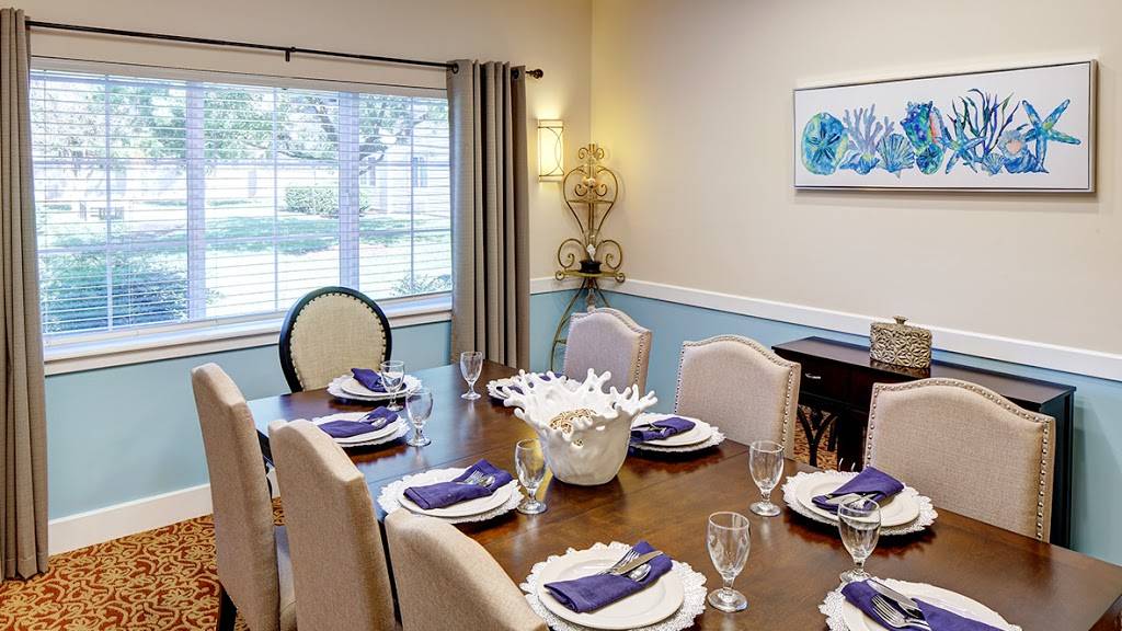 Atria Virginia Beach | 1628 Old Donation Pkwy, Virginia Beach, VA 23454, USA | Phone: (757) 496-8001